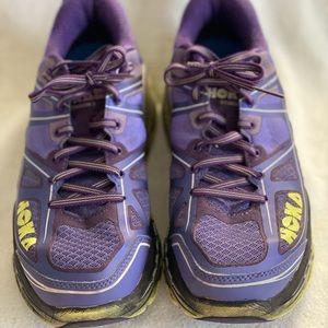 Hoka Stinson-one one: ortholight running shoes